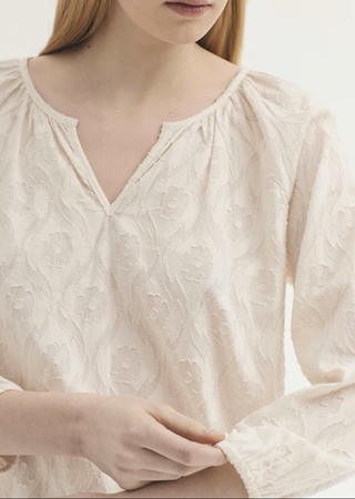 Blusa jacquard devor - Imagen 2