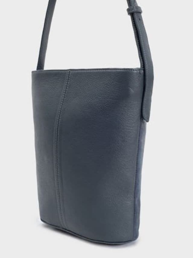 Bolso bucket piel - Imagen 3